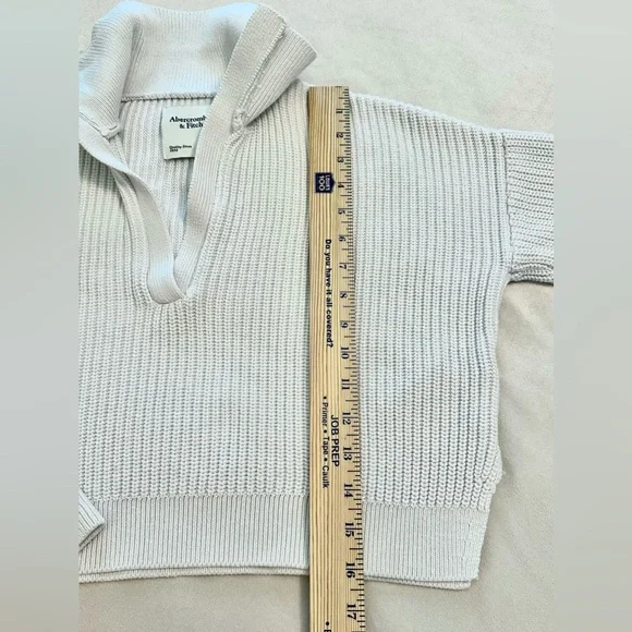 Abercrombie & Fitch White Cropped Knit Collard Sweater Womens Small Long Sleeves - Picture 8 of 10